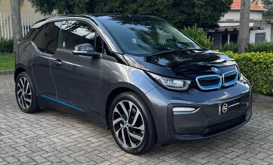 BMW i3 Bev Full 170cv Aut. (Elétrico) 2021-1