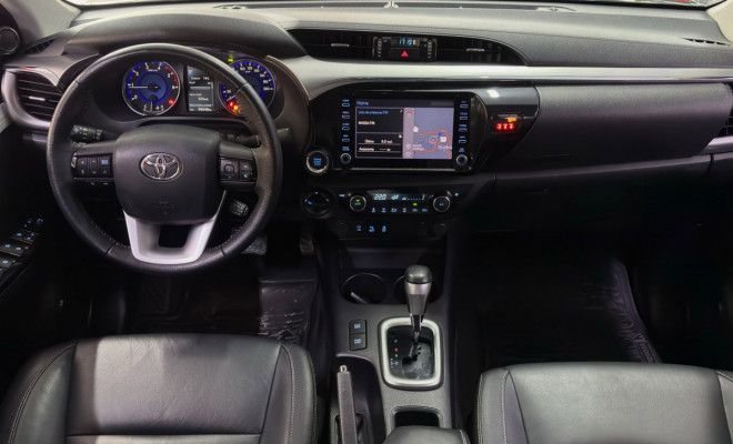 Toyota Hilux CD SRV 4x4 2.8 TDI Aut. 2020-8