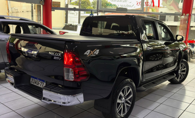 Toyota Hilux CD SRV 4x4 2.8 TDI Aut. 2020-4
