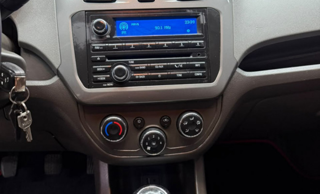 GM - Chevrolet COBALT LTZ 1.8 8V Econo.Flex 4p Mec. 2013-8