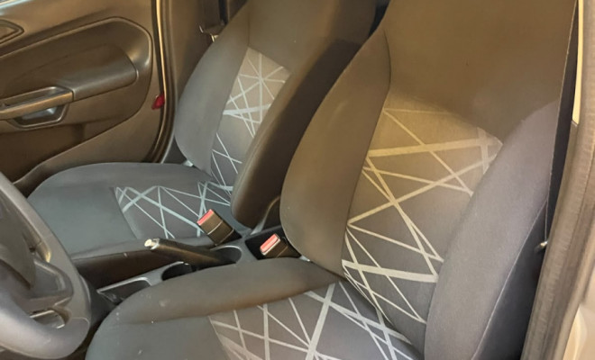 Ford Fiesta 1.5  Mec. 2014 Flex  Manual   ÓTIMO CUSTO BENEFICIO-6