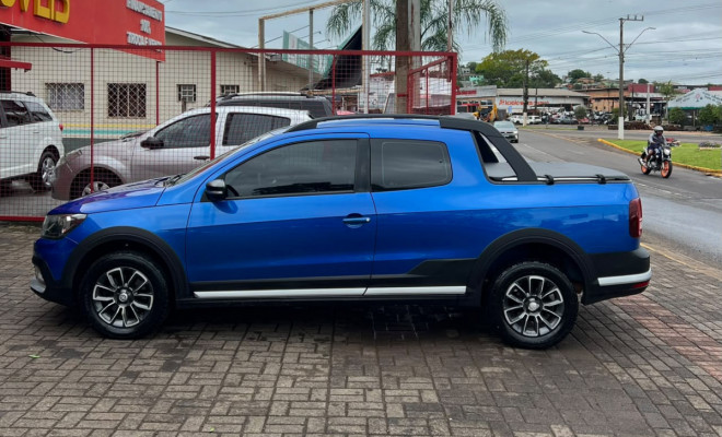 VW - VolksWagen Saveiro CROSS 1.6 T.Flex 16V CD 2017 Flex-0