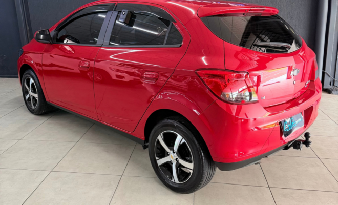 GM - Chevrolet ONIX HATCH LT 1.4 8V FlexPower 5p Mec. 2013 Flex-9