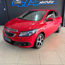 GM - Chevrolet ONIX HATCH LT 1.4 8V FlexPower 5p Mec. 2013 Flex-0