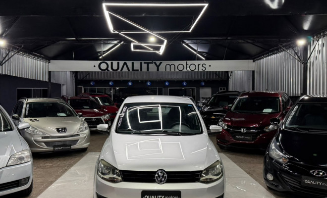 VW - VolksWagen Fox PRIME/Hghi. IMOTION 1.6 T.Flex 8V 5p 2014 Flex-0
