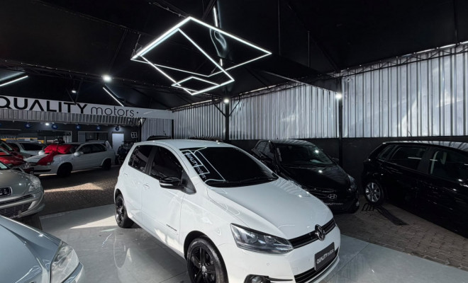 VW - VolksWagen Fox Comfortline 1.6 Flex 8V 5p 2015 Flex