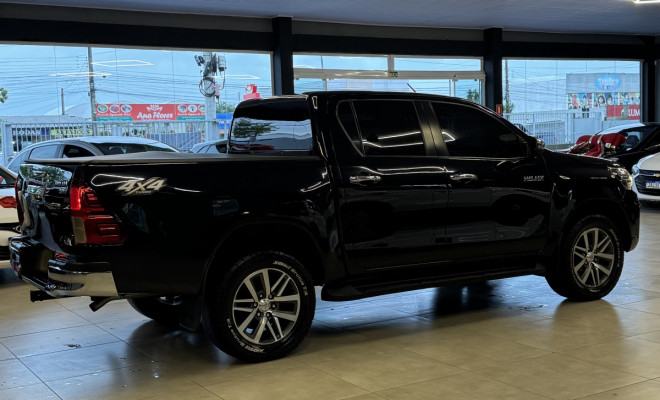 Toyota Hilux CD SRV 4x4 2.8 TDI Diesel Aut. 2020 Diesel-2
