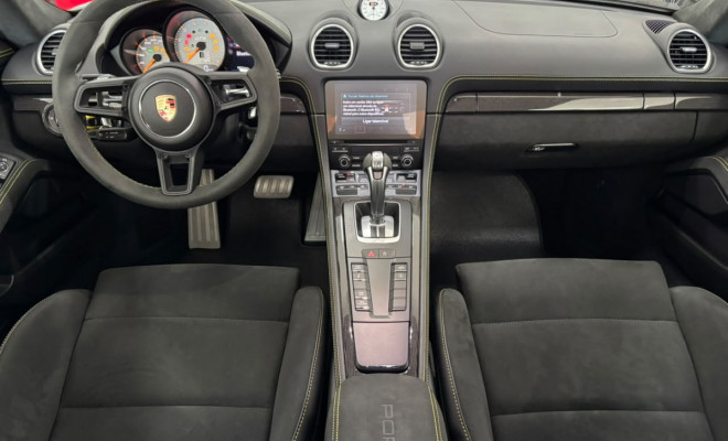 Porsche 718 Cayman GT4 4.0 420cv 2023 Gasolina-6