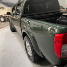 Nissan Frontier LE CD 4x4 2.5 TB Diesel Mec. 2010 Diesel-2
