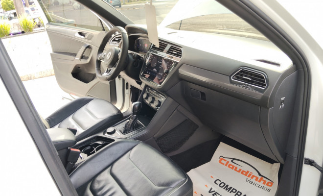 VW - VolksWagen TIGUAN Allspac R-Line 350 TSI 2.0 4x4 2019 Flex-8