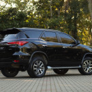 Toyota Hilux SW4 SRX 4x4 2.8 TDI 16V Dies. Aut. 2017 Diesel-2