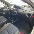 Toyota ETIOS XS Sedan 1.5 Flex Mec 2015-7