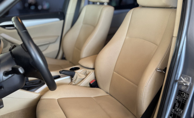 BMW X1 SDRIVE 18i 2.0 16V 4x2 Aut. 2011 Gasolina-12