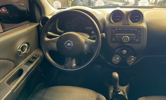 Nissan MARCH SV 1.6 16V Flex Fuel 2013 Flex-6