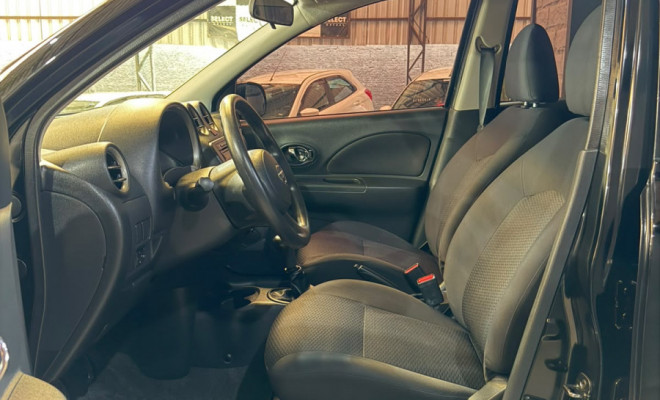 Nissan MARCH SV 1.6 16V Flex Fuel 2013 Flex-7