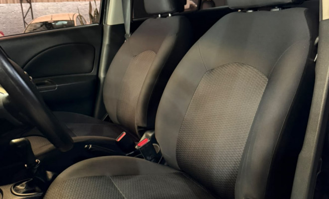 Nissan MARCH SV 1.6 16V Flex Fuel 2013 Flex-14