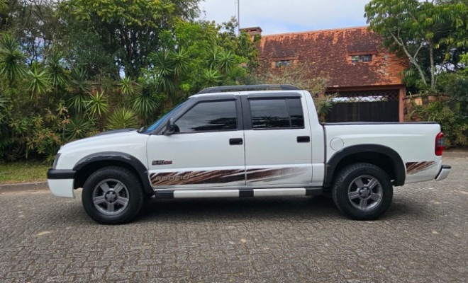 GM - Chevrolet S10 Pick-Up RODEIO 2.8 TDI 4x4 CD Dies. 2011 Gasolina-6