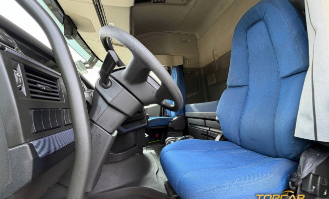 VOLVO FH-460 GLOBETROTTER XL 6X2 (diesel) (E6) 2024 Diesel-10