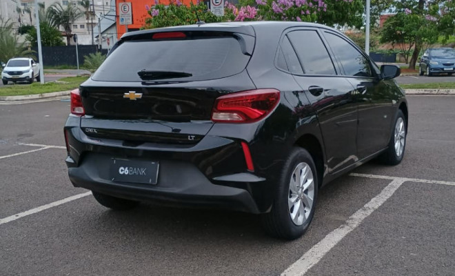GM - Chevrolet ONIX HATCH LT 1.0 12V TB Flex 5p Mec. 2023 Flex-2
