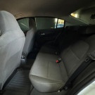 GM - Chevrolet ONIX SEDAN Plus LT 1.0 12V Flex 4p Mec. 2023 Flex-9