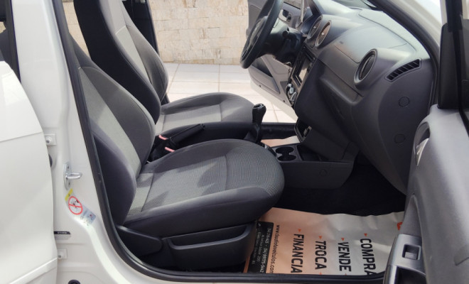 VW - VolksWagen VOYAGE 1.0/1.0 City Mi Total Flex 8V 4p 2014 Flex-7