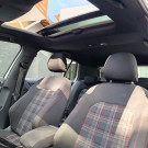 VW - VolksWagen Golf GTi 2.0 TSI 220cv Aut. 2017 Flex-14