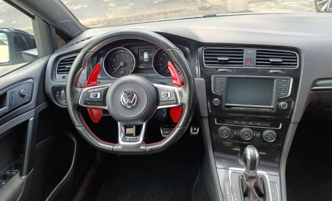 VW - VolksWagen Golf GTi 2.0 TSI 220cv Aut. 2017 Flex-12