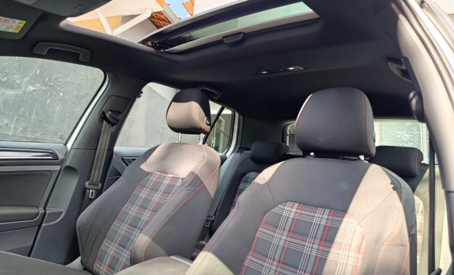 VW - VolksWagen Golf GTi 2.0 TSI 220cv Aut. 2017 Flex-14