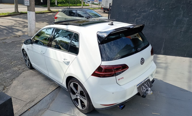 VW - VolksWagen Golf GTi 2.0 TSI 220cv Aut. 2017 Flex-4