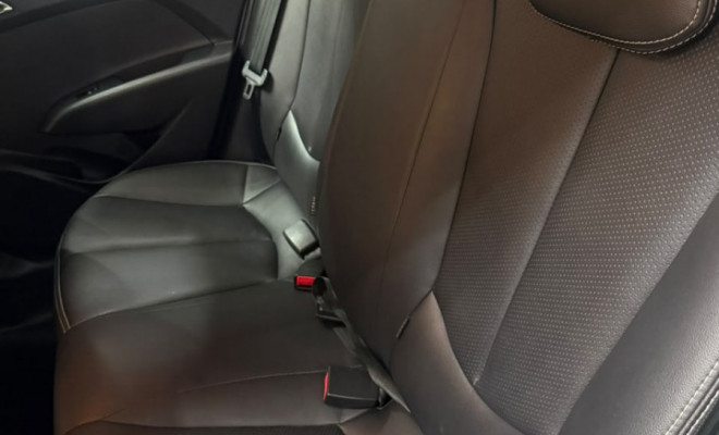 Hyundai HB20X Style 1.6 Flex 16V Aut. 2015-12
