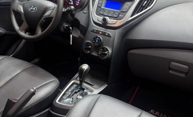 Hyundai HB20X Style 1.6 Flex 16V Aut. 2015-9