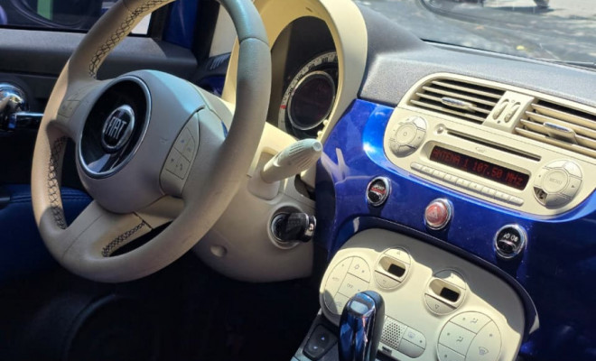 Fiat 500 LOUNGE 1.4 16V 100cv Dualogic 2010 Gasolina-13