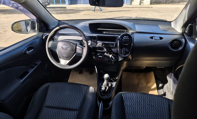 Toyota ETIOS X 1.3 Flex 16V 5p Mec. 2019 Flex-1