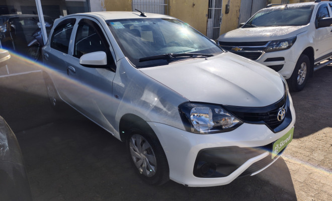 Toyota ETIOS X 1.3 Flex 16V 5p Mec. 2019 Flex-4