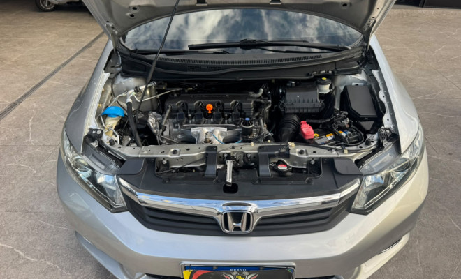 Honda Civic Sedan LXS 1.8/1.8 Flex 16V Aut. 4p 2013 Flex-9