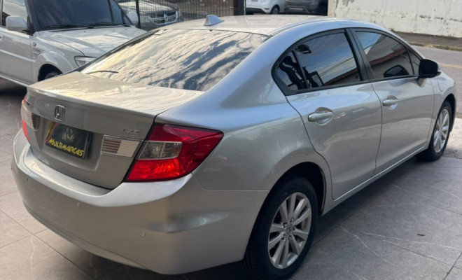 Honda Civic Sedan LXS 1.8/1.8 Flex 16V Aut. 4p 2013 Flex-3