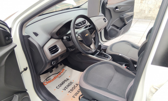 GM - Chevrolet PRISMA Sed. ADVANT. 1.0 8V FlexPower 4p 2015 Flex-9