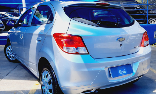 GM - Chevrolet ONIX HATCH LT 1.0 8V FlexPower 5p Mec. 2015 Flex-2