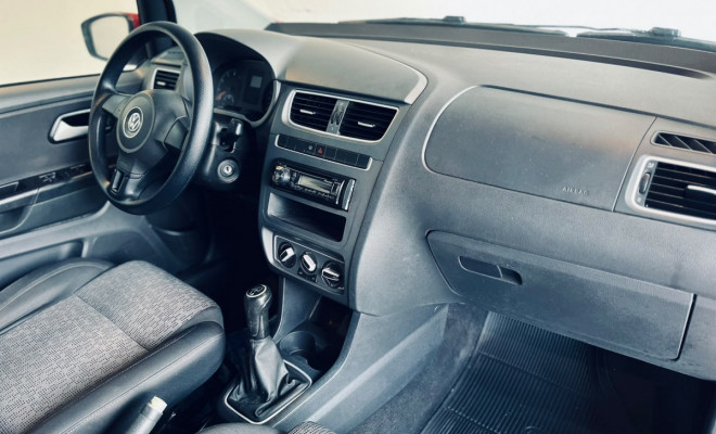 VW - VolksWagen Fox 1.6 Mi Total Flex 8V 5p 2014 Flex-6