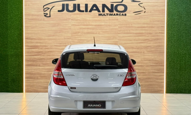 Hyundai i30 2.0 16V 145cv 5p Mec. 2010 Gasolina-14