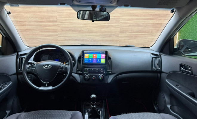 Hyundai i30 2.0 16V 145cv 5p Mec. 2010 Gasolina-4