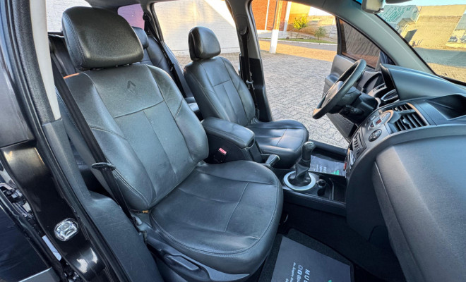 Renault Megane Grand Tour Dynam. Hi-Flex 1.6 16V 2012 Flex-6