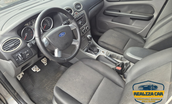 Ford Focus 1.6 S/SE/SE Plus Flex 8V/16V  5p 2013 Flex-4