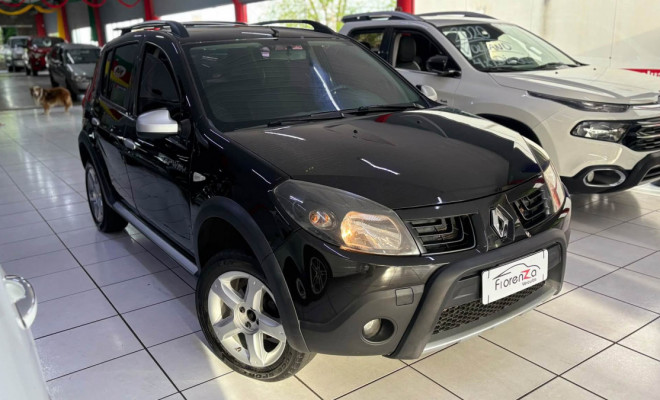 Renault SANDERO STEPWAY Hi-Flex 1.6 2010-0