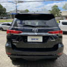 Toyota Hilux SW4 SRX 4x4 2.8 TDI 16V Dies. Aut. 2016 Diesel-2