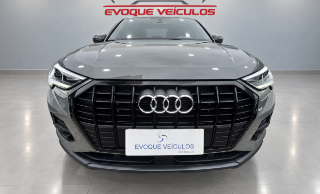 Audi Q3 Black Ed. 1.4 TFSI Flex/Black S-tron. 2022 Flex-4