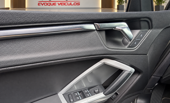 Audi Q3 Black Ed. 1.4 TFSI Flex/Black S-tron. 2022 Flex-10