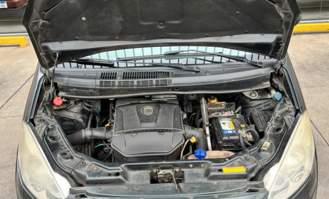 Fiat Idea ESSENCE Dualogic 1.6 Flex 16V 5p 2011 Flex-10
