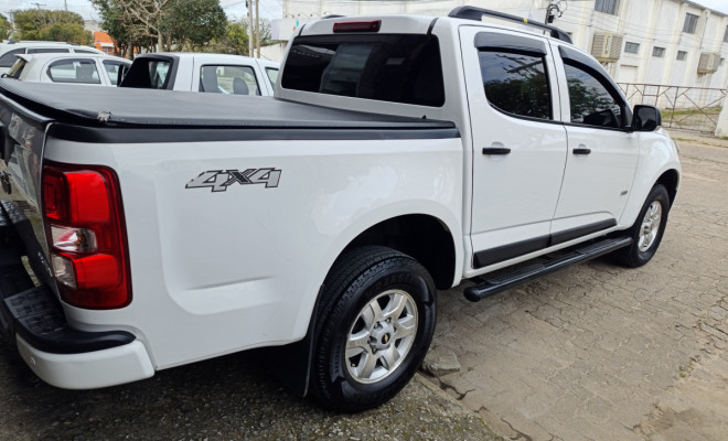 GM - Chevrolet S10 Pick-Up LS 2.8 TDI 4x4 CD Dies. Mec. 2018 Diesel-3