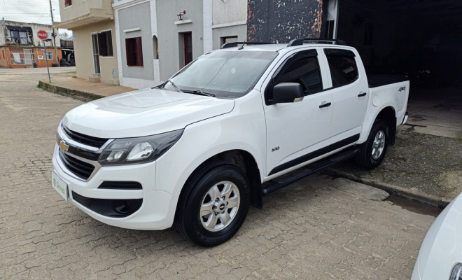 GM - Chevrolet S10 Pick-Up LS 2.8 TDI 4x4 CD Dies. Mec. 2018 Diesel